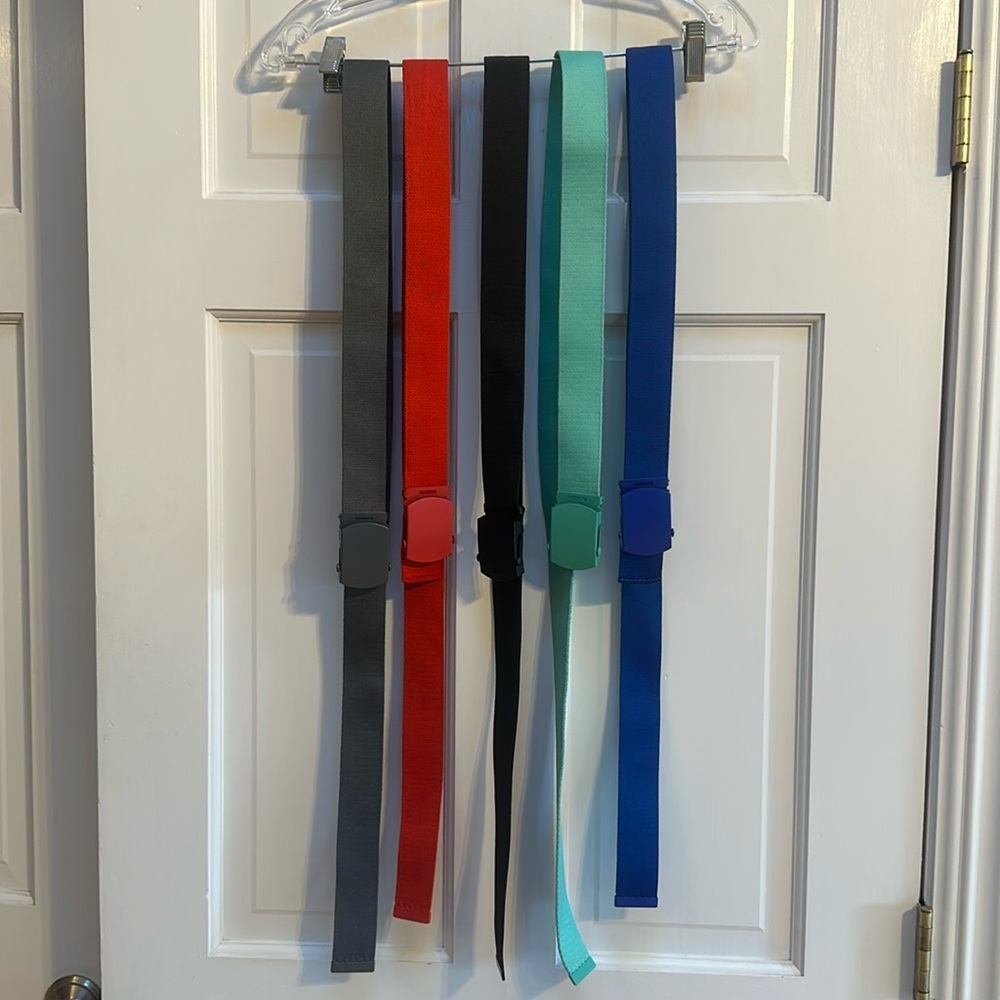 5 brand new 48” adjustable belts-smoke free home-